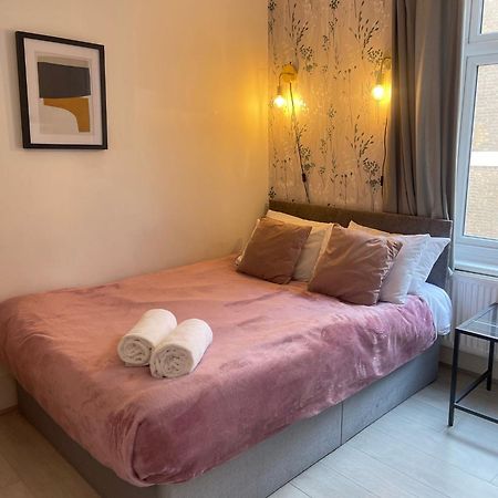 Lovely 2 Bed Flat 2 Floor Miles Londres Exterior foto